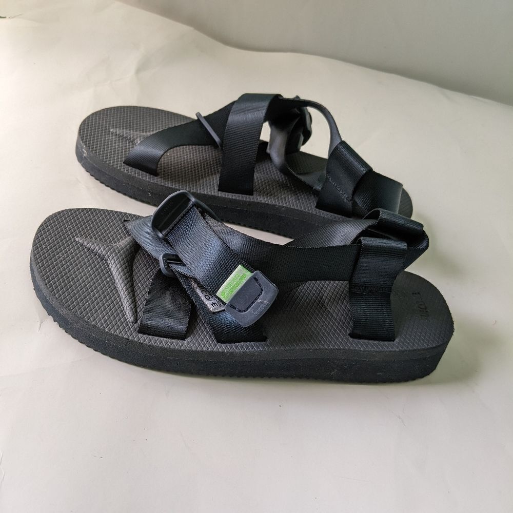 SUICOKE SANDALS size 6 in EUC